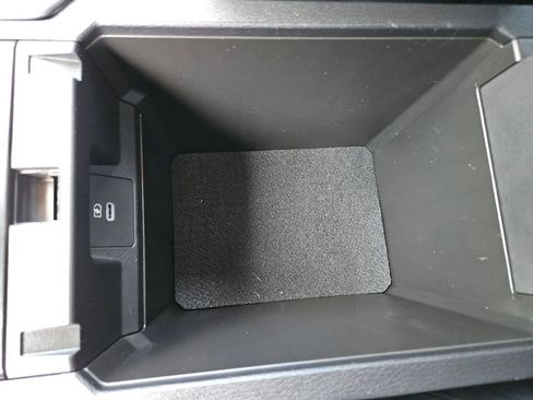 Used 2025 Mitsubishi Outlander SE FWD image 28