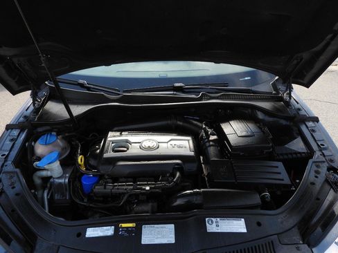 Used 2016 Volkswagen Eos Komfort FWD image 20