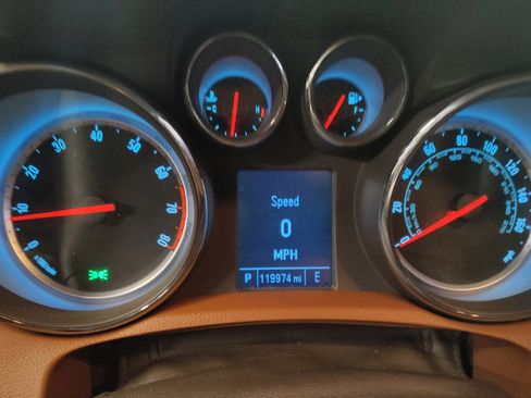 Used 2015 Buick Encore Leather FWD image 23