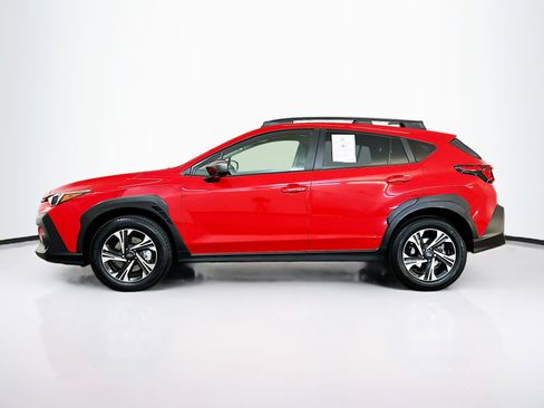Used 2024 Subaru Crosstrek 2.0i Premium image 4