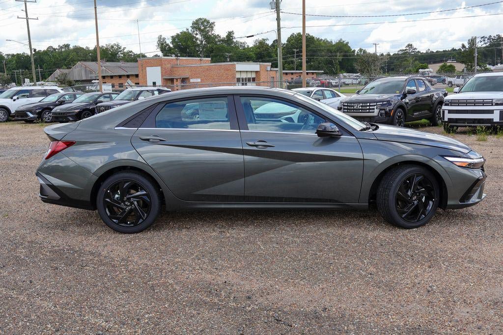 New 2026 Hyundai Elantra SEL Sport Premium FWD image 27