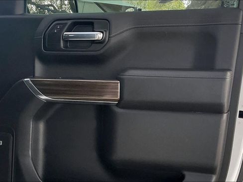 Used 2021 Chevrolet Silverado 1500 RST w/ Texas Edition Plus image 23