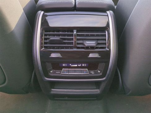 New 2026 BMW X5 xDrive40i w/ M Sport Package image 22