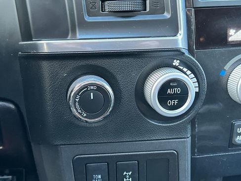 Used 2018 Toyota Sequoia TRD Sport image 32