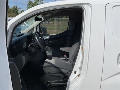 Used 2020 Nissan NV200 SV w/ Back Door Glass Package image 18