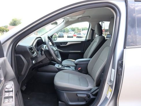 Used 2022 Ford Escape SE AWD/4WD image 9