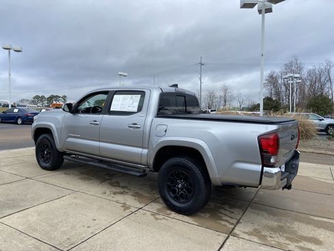 Used 2021 Toyota Tacoma SR5 image 7