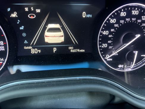 Used 2019 Toyota Avalon Touring FWD image 19