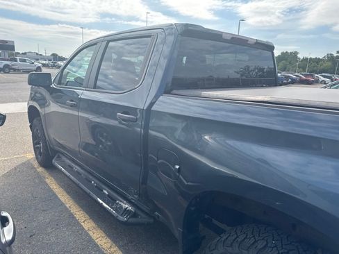 Used 2020 Chevrolet Silverado 1500 Custom Trail Boss w/ Custom Convenience Package AWD/4WD image 18