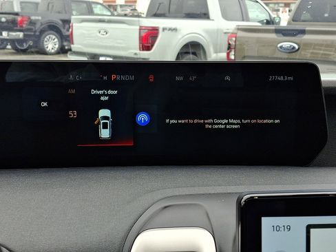 Used 2025 Ford Expedition Active image 25