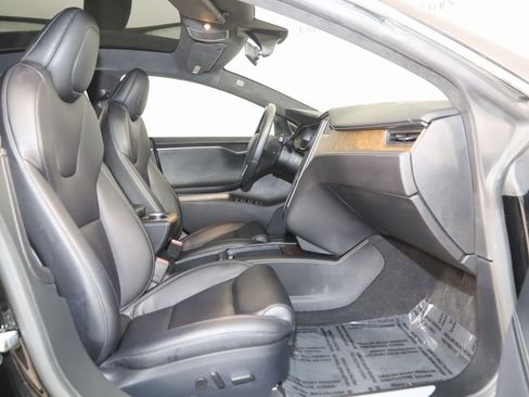 Used 2021 Tesla Model S Long Range Plus image 13