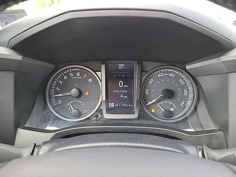 Used 2021 Toyota Tacoma TRD Off-Road AWD/4WD image 28