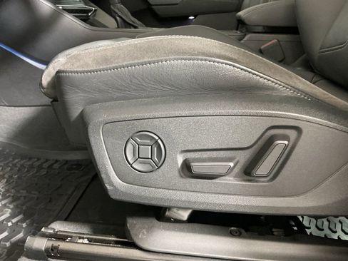 Used 2021 Audi Q3 2.0T Premium Plus w/ Premium Plus Package image 28