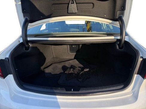 Used 2020 Kia Cadenza Limited image 33