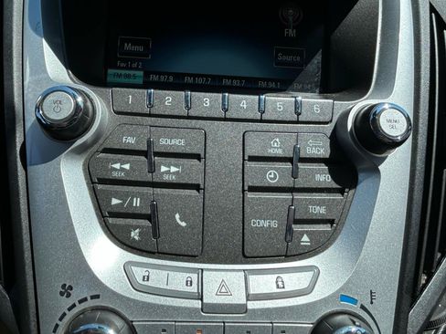 Used 2014 Chevrolet Equinox LT FWD image 23