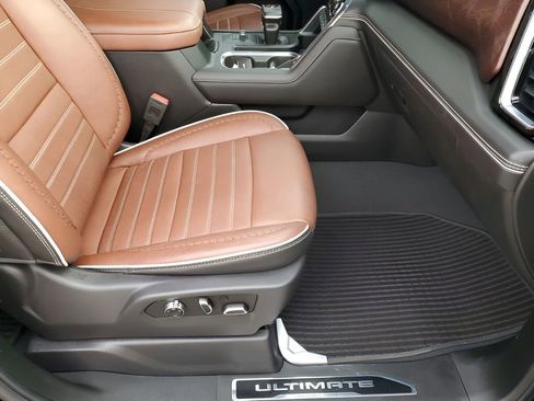 Used 2024 GMC Sierra 1500 Denali Ultimate image 16