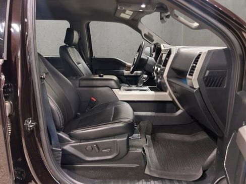 Used 2020 Ford F150 Lariat w/ Equipment Group 502A Luxury AWD/4WD image 20