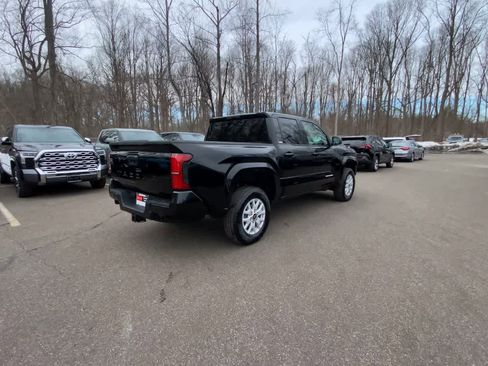 Certified 2025 Toyota Tacoma SR5 image 11