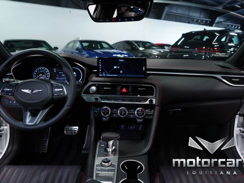 Used 2023 Genesis G70 2.0T w/ Sport Prestige Package image 32