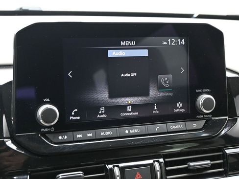 Used 2023 Nissan Pathfinder SV image 15