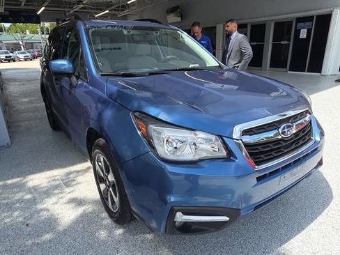 Used 2018 Subaru Forester 2.5i Premium AWD/4WD image 3