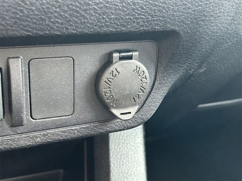 Used 2020 Toyota Tacoma SR5 image 28