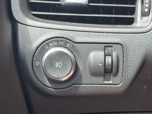 Used 2017 Buick Envision Essence image 24