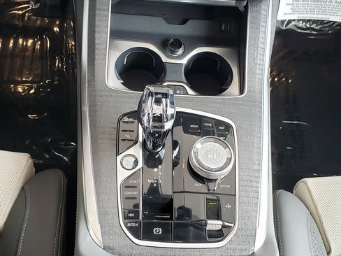 New 2026 BMW ALPINA XB7 AWD/4WD image 10