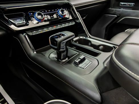 Used 2023 GMC Sierra 1500 AT4X w/ AT4X AEV Edition image 55