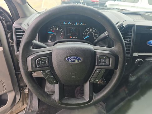 Used 2019 Ford F150 XL w/ Equipment Group 101A Mid RWD image 11