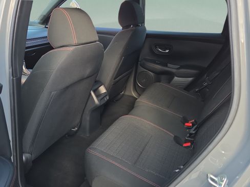 Used 2024 Honda HR-V Sport image 11