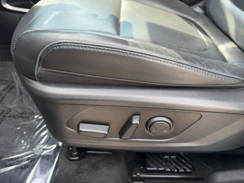 Used 2022 Hyundai Tucson Limited AWD/4WD image 30