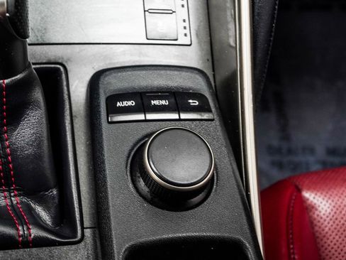 Used 2019 Lexus IS 300 image 19