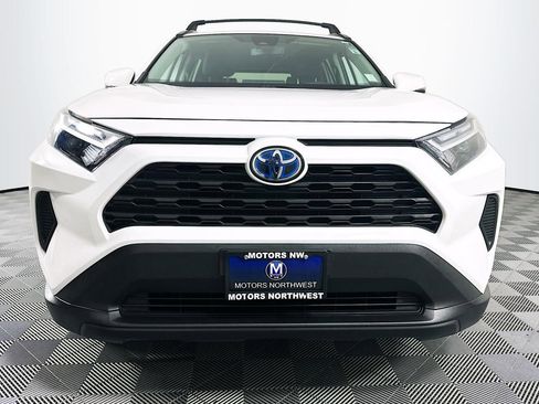 Used 2024 Toyota RAV4 LE image 2