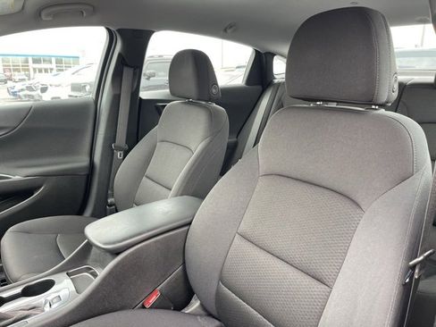 Certified 2023 Chevrolet Malibu RS w/ LPO, Floor Liner Package image 16