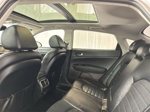Used 2019 Kia Optima SX image 14