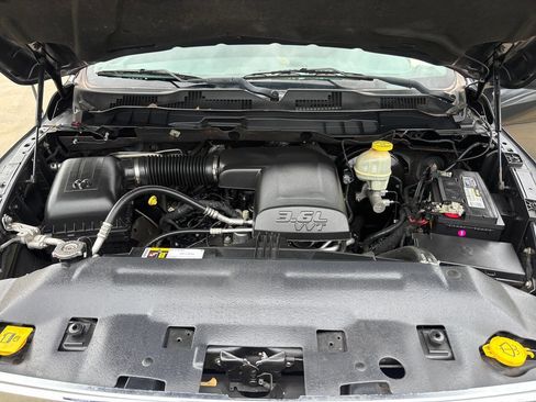 Used 2017 RAM 1500 Classic SLT image 27