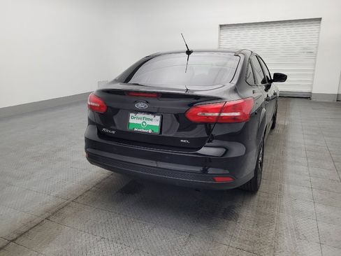 Used 2018 Ford Focus SEL image 7
