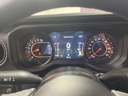 New 2025 Jeep Gladiator Rubicon image 12