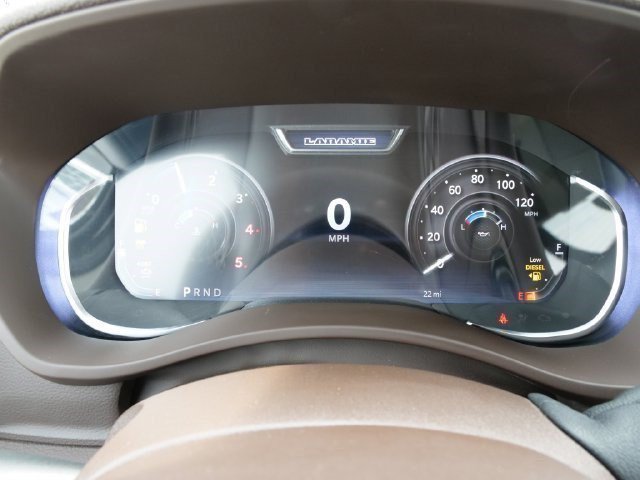 Used 2025 RAM 2500 Laramie AWD/4WD image 21