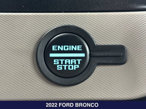 Used 2022 Ford Bronco Wildtrak AWD/4WD image 24
