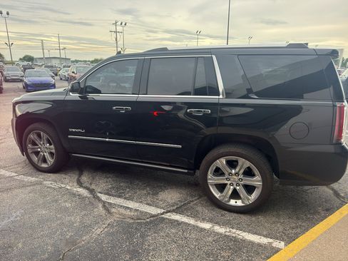 Used 2016 GMC Yukon Denali w/ Open Road Package AWD/4WD image 9