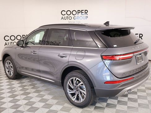 New 2026 Lincoln Corsair Premiere image 23