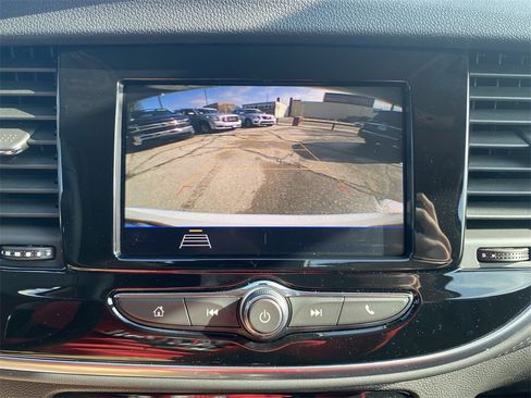 Used 2022 Buick Encore Preferred w/ Safety Package image 16