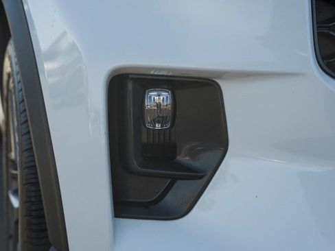 Used 2025 Ford Explorer ST-Line w/ ST-Line Street Pack image 15