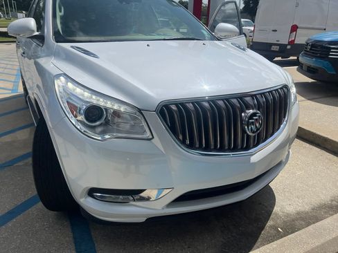 Used 2017 Buick Enclave Premium FWD image 9