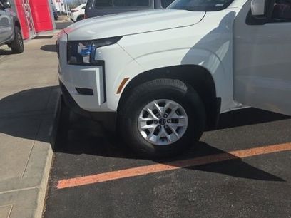 Used 2024 Nissan Frontier SV