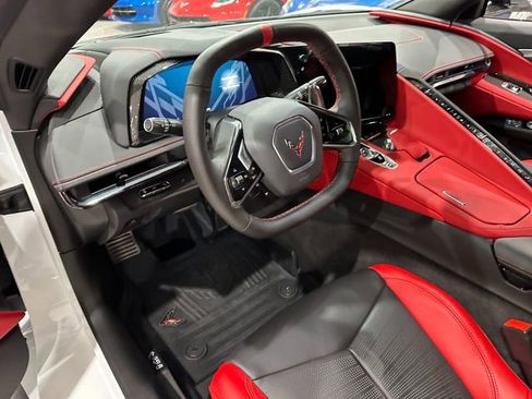 Used 2024 Chevrolet Corvette Stingray Preferred Cpe w/ Z51 Performance Package image 14