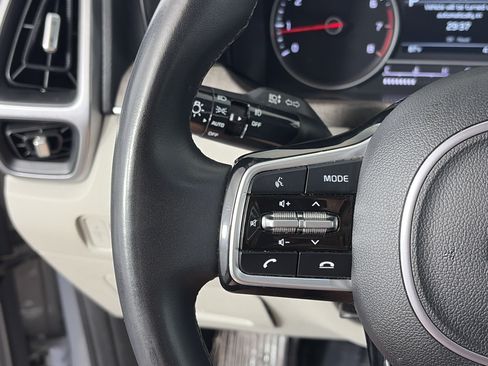 Certified 2023 Kia Sorento EX w/ Panoramic Sunroof Package FWD image 32