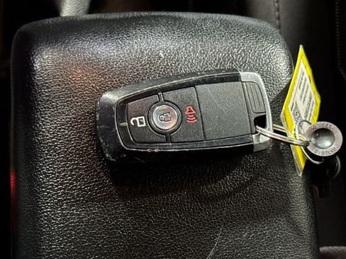 Used 2019 Ford EcoSport SE FWD image 35